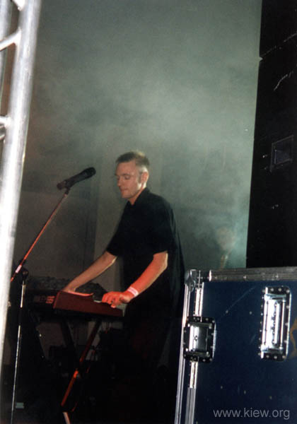 wgt002